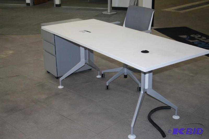 Lot of (3) items including a desk 30&quotx72...