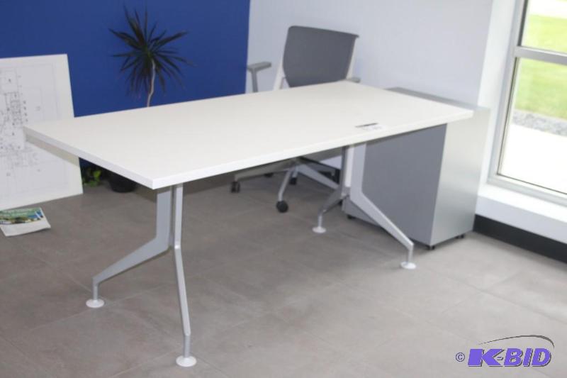Lot of (3) items including a desk 30&quotx72...
