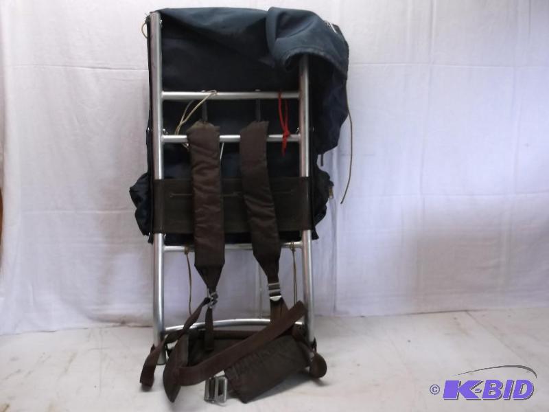lot 107 image: Adult size Canyon 6 pocket Back Pack appears ...