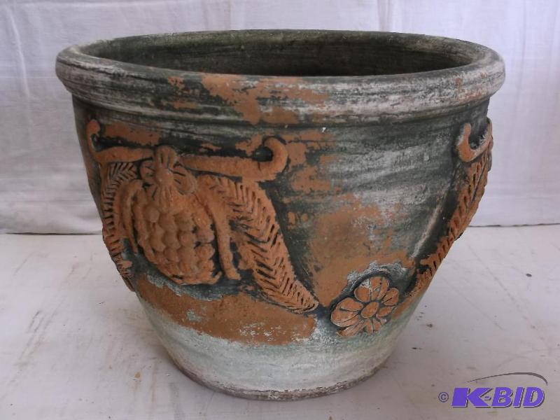 lot 109 image: Large clayceramic Flower Pot appears in grea...
