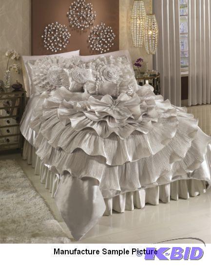 lot 103 image: Bejeweled Romance King Size Comforter - Dazzl...