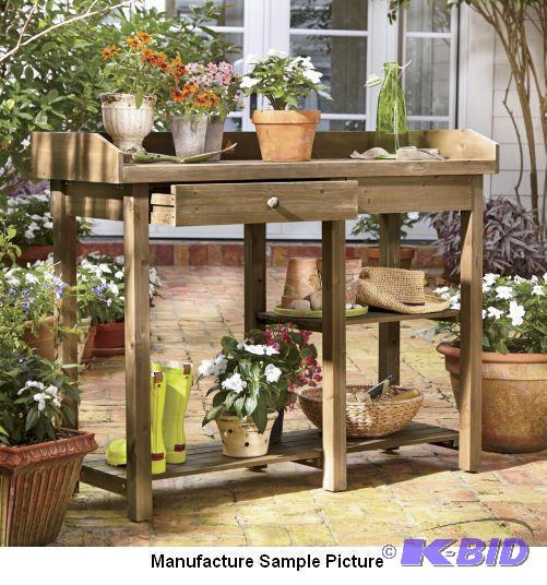 lot 7 image: Potting Bench - Warm and contemporary, this b...
