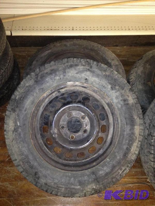 P20570R15&nbspBF Goodwrench tires on wheels...