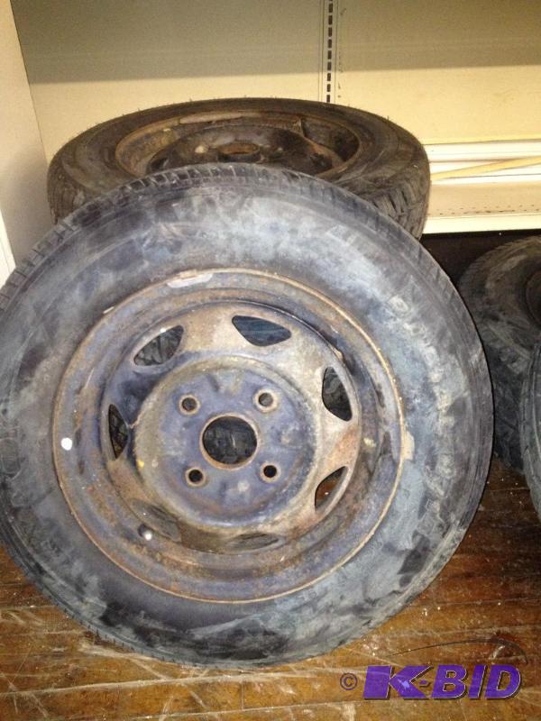 P15580R13&nbspDouglas Xtra Trac&nbspset ti...