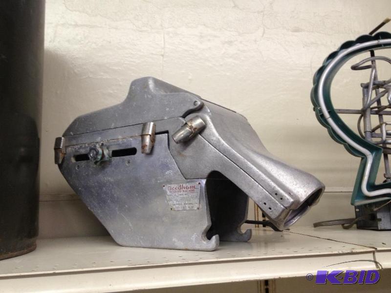 Needham Moulding Machine, for making cube ste...