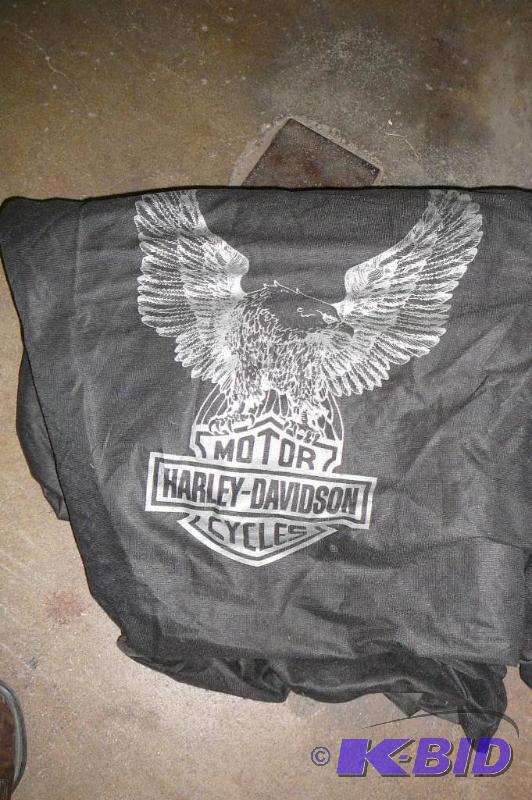 lot 35 image: Harley Davidson Cover Model 98716-87...