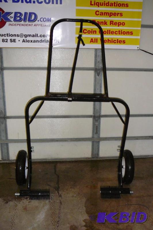 lot 37 image: Snowmobile Dolly...