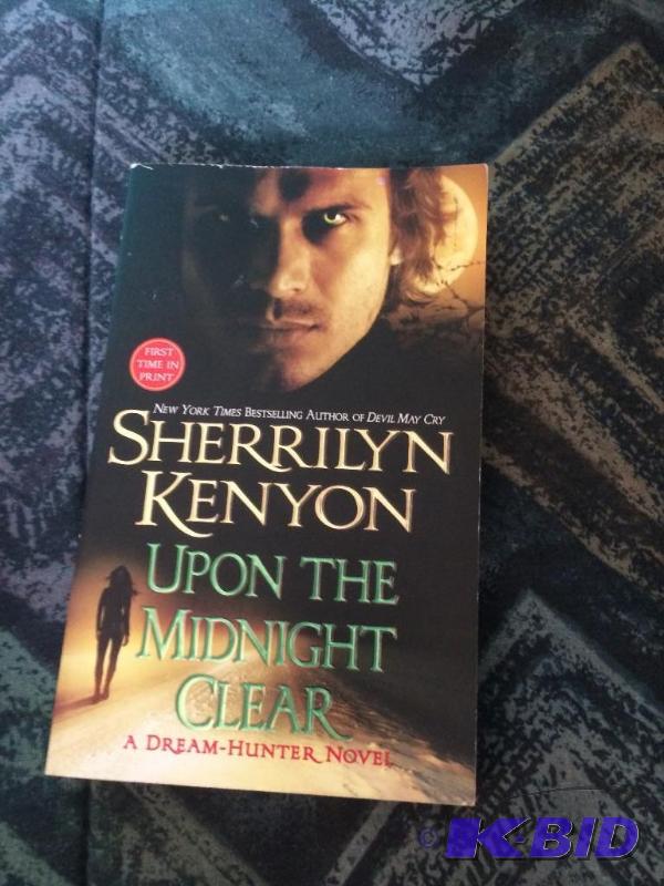 Upon the midnight clear Sherrilyn Kenyon...