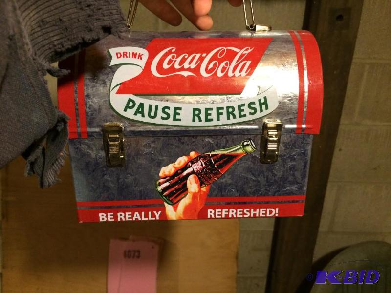 coke lunch box...