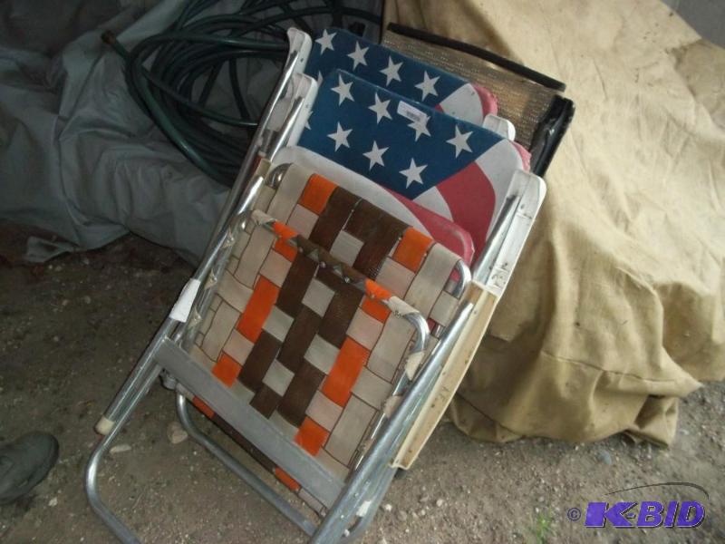 lot 113 image: Lawn Chairs