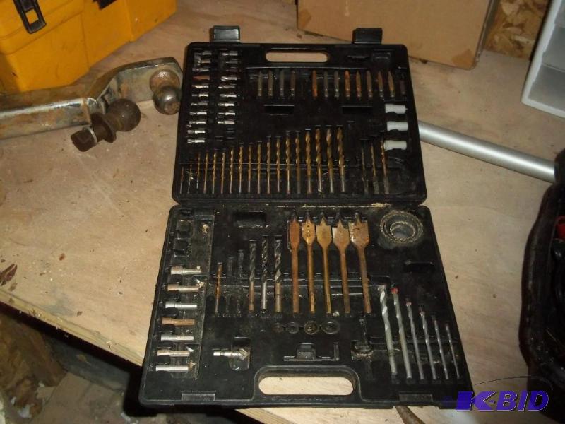lot 163 image: Drill bit set with case