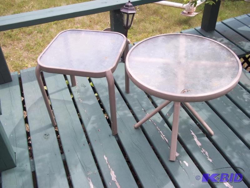 lot 21 image: 2 deck tables.