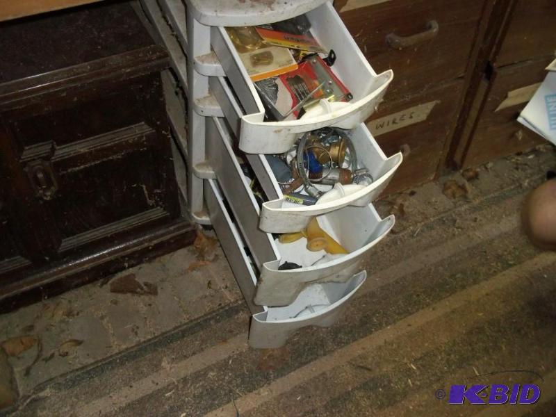 lot 220 image: 4 drawer container, full of misc with parts