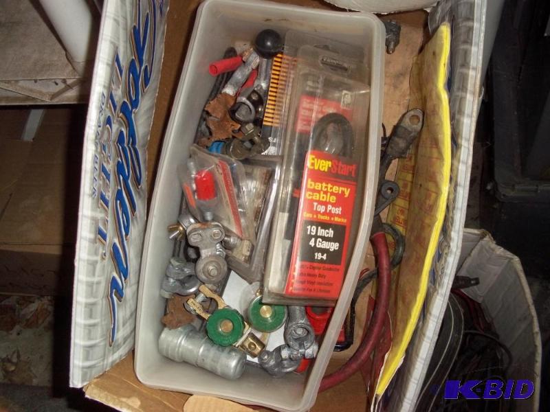 lot 234 image: box of misc battery connections and cables