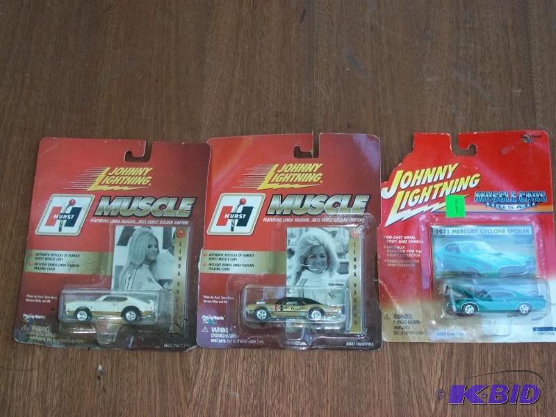 lot 269 image: johnny lightning hurst oldsmobile, mercury cyclone,  oldsmobile - all in original packaging