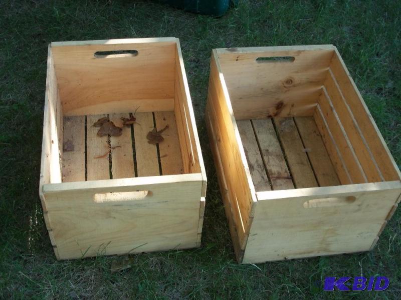 lot 285 image: wooden crates