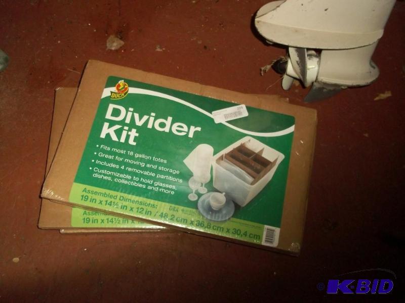 lot 293 image: 4 tote divider kis- new in package