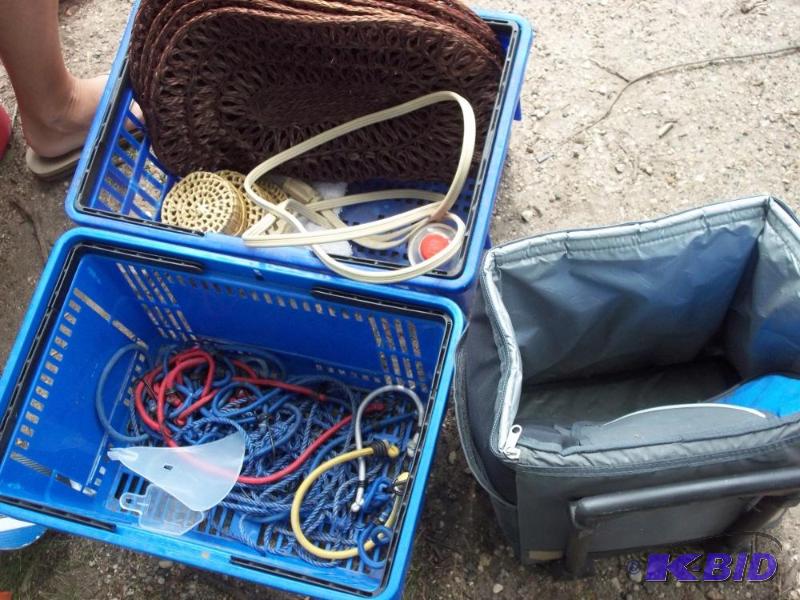 lot 53 image: bungees, ext cord, placemats, coasters, cooler