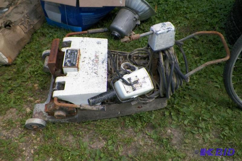 lot 1001 image: Alemite Wheel Balancer wStrobe Light As Is