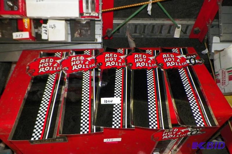 lot 1020 image: 5 Piece Decal Lot