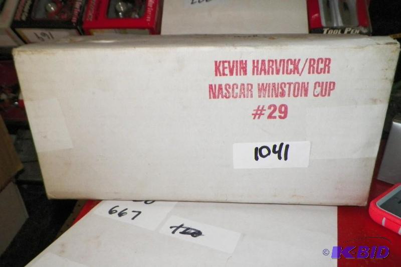 lot 1041 image: Kevin Harvick factory Sealed Snap-on Clock