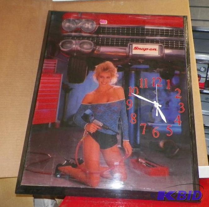 lot 105 image: Snap-on Clock 16 x 20