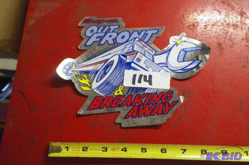 lot 114 image: Snap-on Out Front & Breaking Away Decal SSX-980