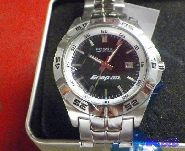 lot 129 image: Fossil Snap-on Mens Watch
