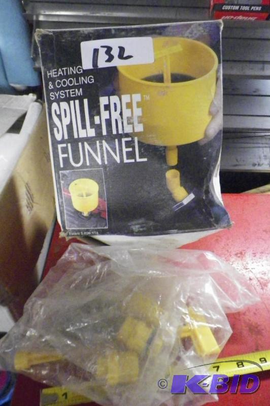 lot 132 image: Spill-Free Funnel wParts