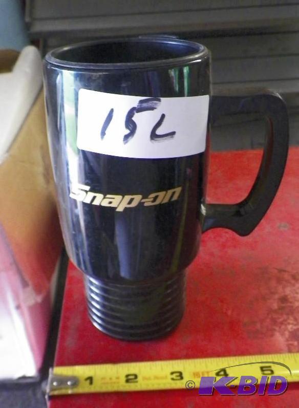lot 152 image: Snap-on Black Traveler Coffee Mug