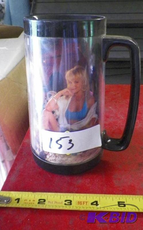 lot 153 image: Snap-on Girlie Mug