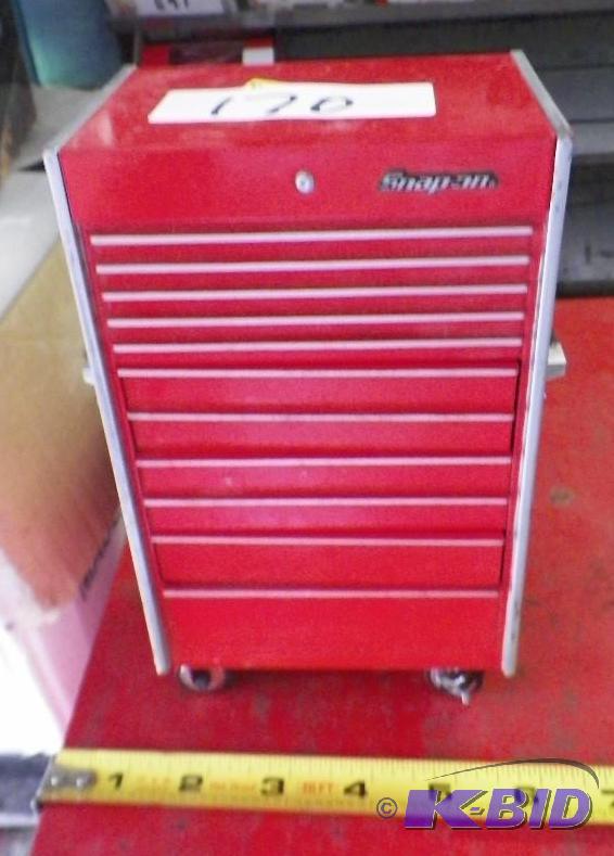 lot 170 image: Snap-on Mini Rolling Tool Chest Drawers Open Needs Battery