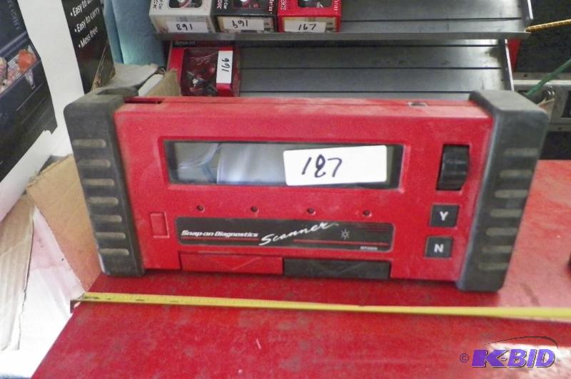 lot 187 image: Snap-on Diagnostic Scanner MT2500