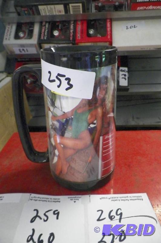 lot 253 image: Snap-on 1990 Collector Edition Girlie Mug
