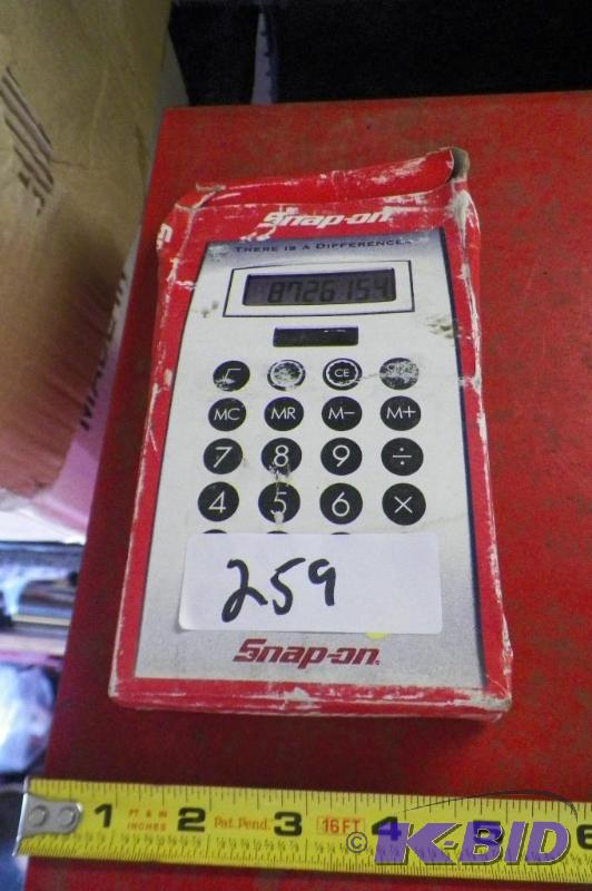 lot 259 image: Snap-on Desk Calculator in Box