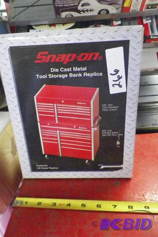 lot 266 image: Snap-on Die Cast Metal Storage Bank In Original Box