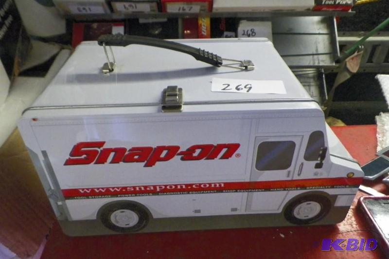 lot 269 image: Snap-on Delivery Van Lunchbox