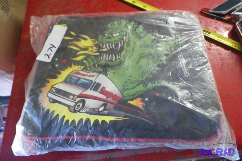 lot 274 image: Snap-on Bag