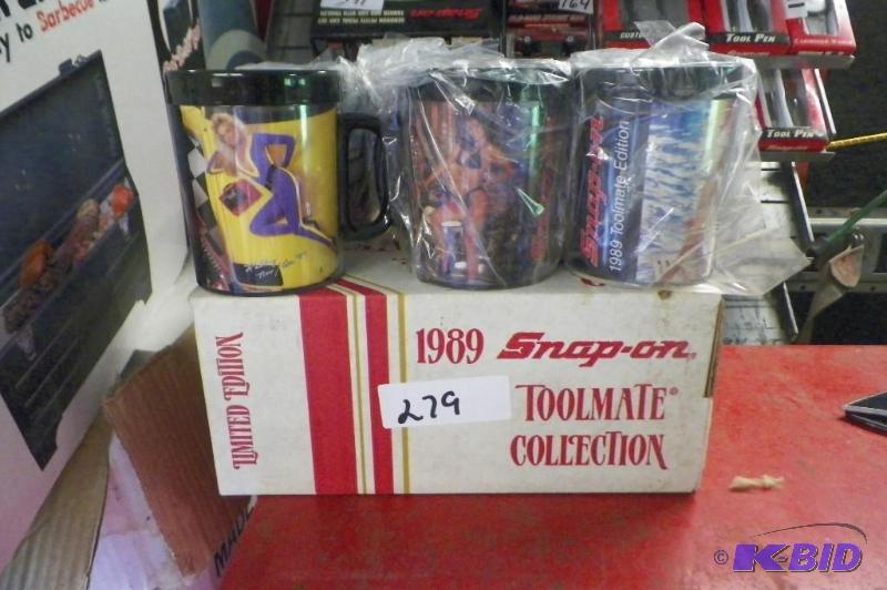 lot 279 image: Snap-on 1989 Toolmate Collection Set of 6 Girlie Coffee Mugs