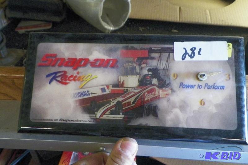 lot 281 image: Snap-on Racing Clock Missing One Hand On Clock
