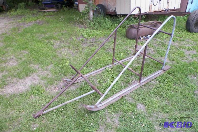 lot 29 image: Dog Sled  Ice Fishing Sled