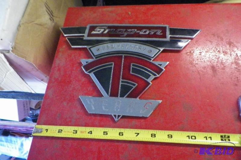 lot 300 image: Snap-on 75th Anniversary Cast Metal Emblem Very Nice