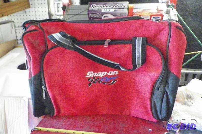 lot 305 image: Snap-on ToolDuffle Bag