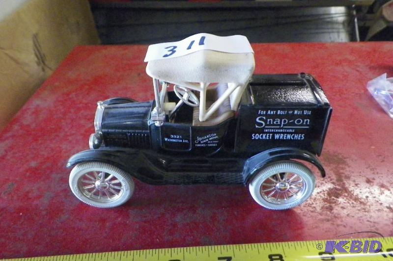 lot 311 image: Snap-on 1920 Ford Runaround Bank Comes wKey