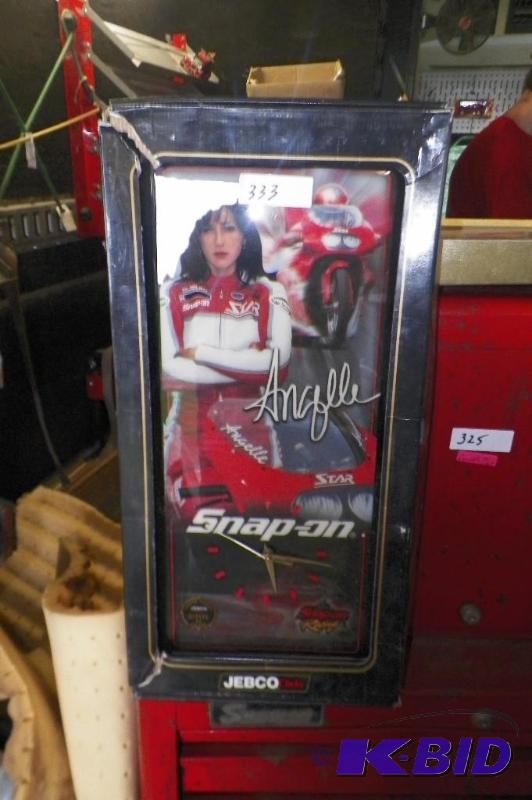 lot 333 image: Snap-on Clock Angelle 11 x 22 New in Box