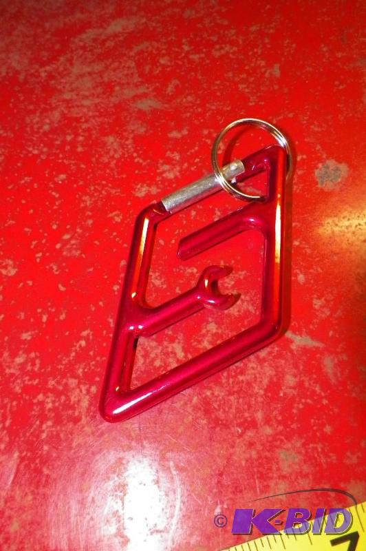 lot 356 image: Snap-on Keychain