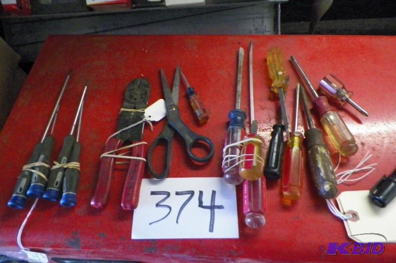 lot 374 image: Lot of Screwdrivers, Scissors, & Wire Cutter