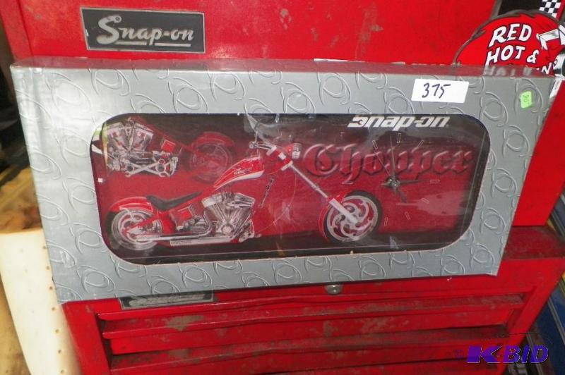 lot 375 image: Snap-on Chopper Jebco Clock 24 x 12 New in Box