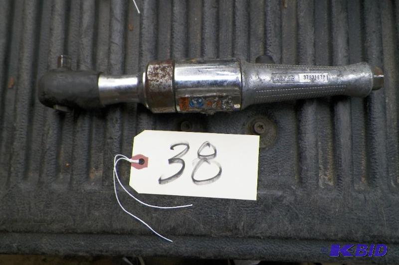 lot 38 image: Snap-on FAR72B Air Ratchet, 38 Works