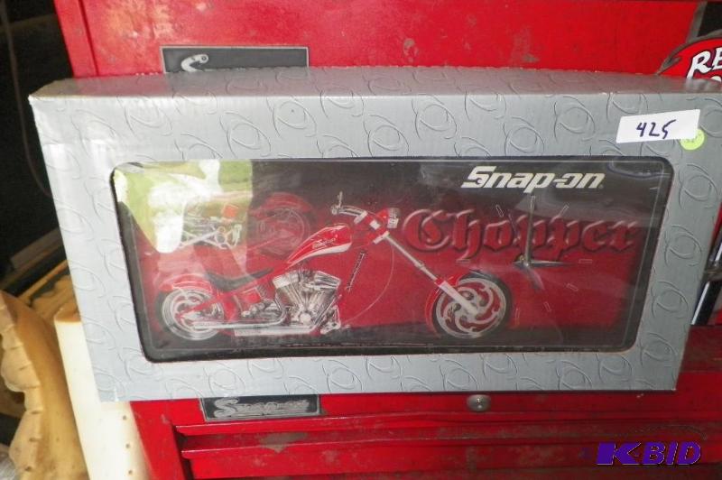lot 425 image: Snap-on Chopper Jebco Clock 24 x 12 New in Box